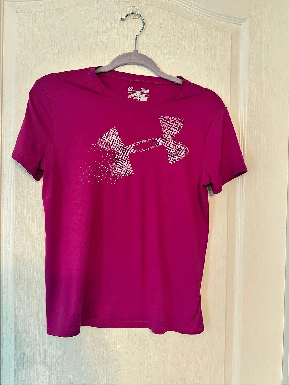 Under Armour youth Short Sleeve Graphic Tee Pink